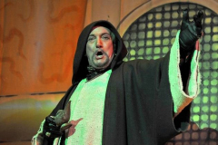 Dress-rehearsal-for-the-Theatre-Royals-2012-pantomime-Aladdin-Abanazar-Graham-Cole
